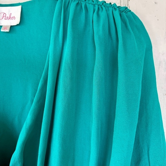 PARKER, WOMENS MINI DRESS. DOLMAN SLEEVE WITH RUCHING. V-NECK WITH SNAP. SIZE XS - Picture 4 of 8